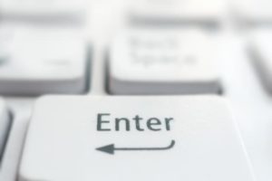 SQLServerで改行コードを明示的にINSERTする方法